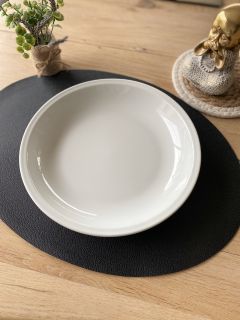 Nos magnifiques assiettes à couscous sont la touche parfaite pour sublimer votre table,